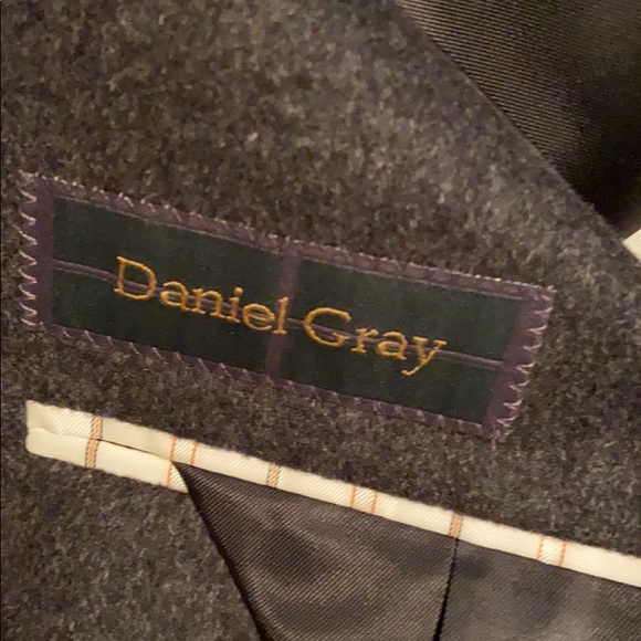 a suit - Picture 6 of 6